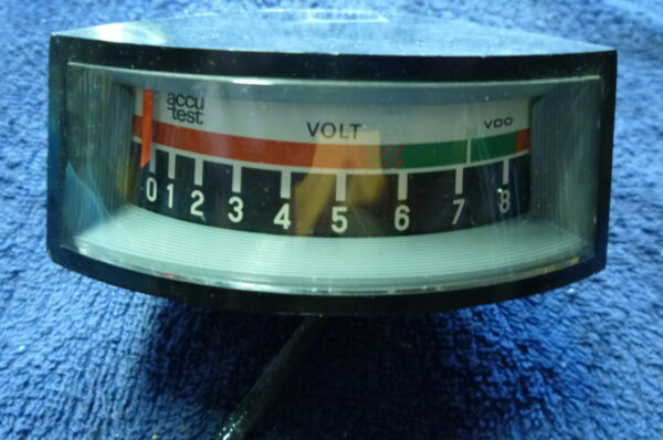 Voltmeter