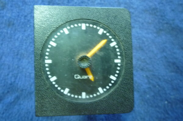 Uhr Opel