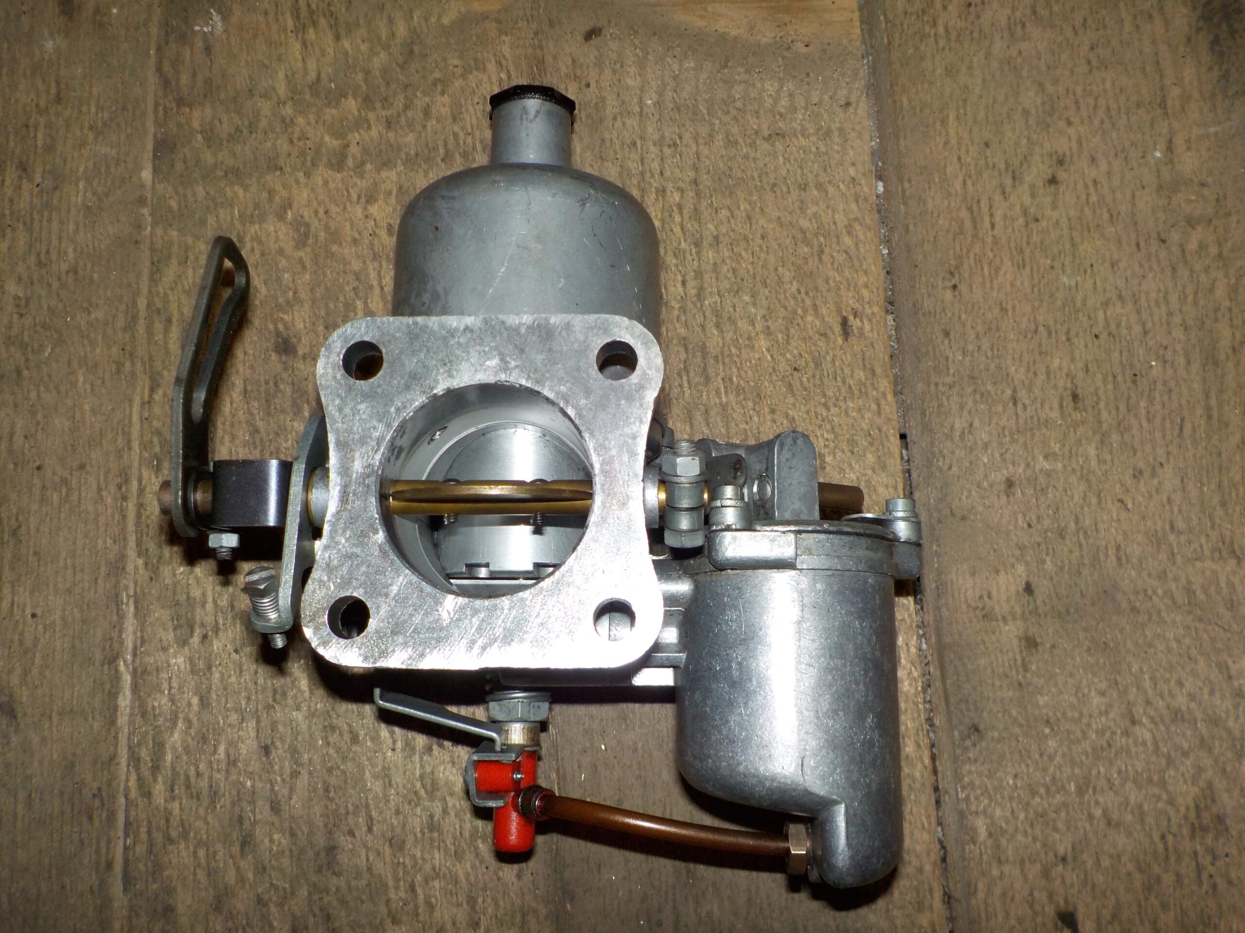 REGOH  Stehbolzen Vergaserseite passend Honda M8/6x123